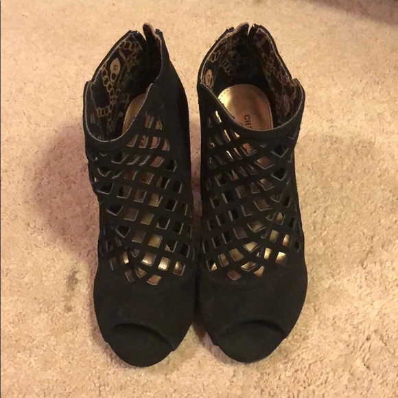 Shoes - Picture 3 of 3